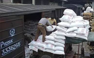 �q��100��Ԫ/�������ֻ���ԭ�σr��̧�^�����ڷʃr�Ͳ�����