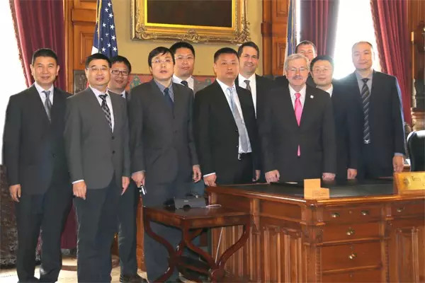 ���W�������L(zh��ng)���� E. ���m˹�����H�н�Ҋ(ji��n)3.jpg