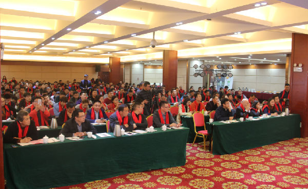 �ط��L�����ˣ������u�طʵĶ��������J���Wȥ���W���ΌW��