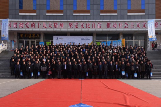 ���Ǽ��F���I�ͺϷ��¼��g    ��оԪ����Ʒ���ݶ���2415.jpg